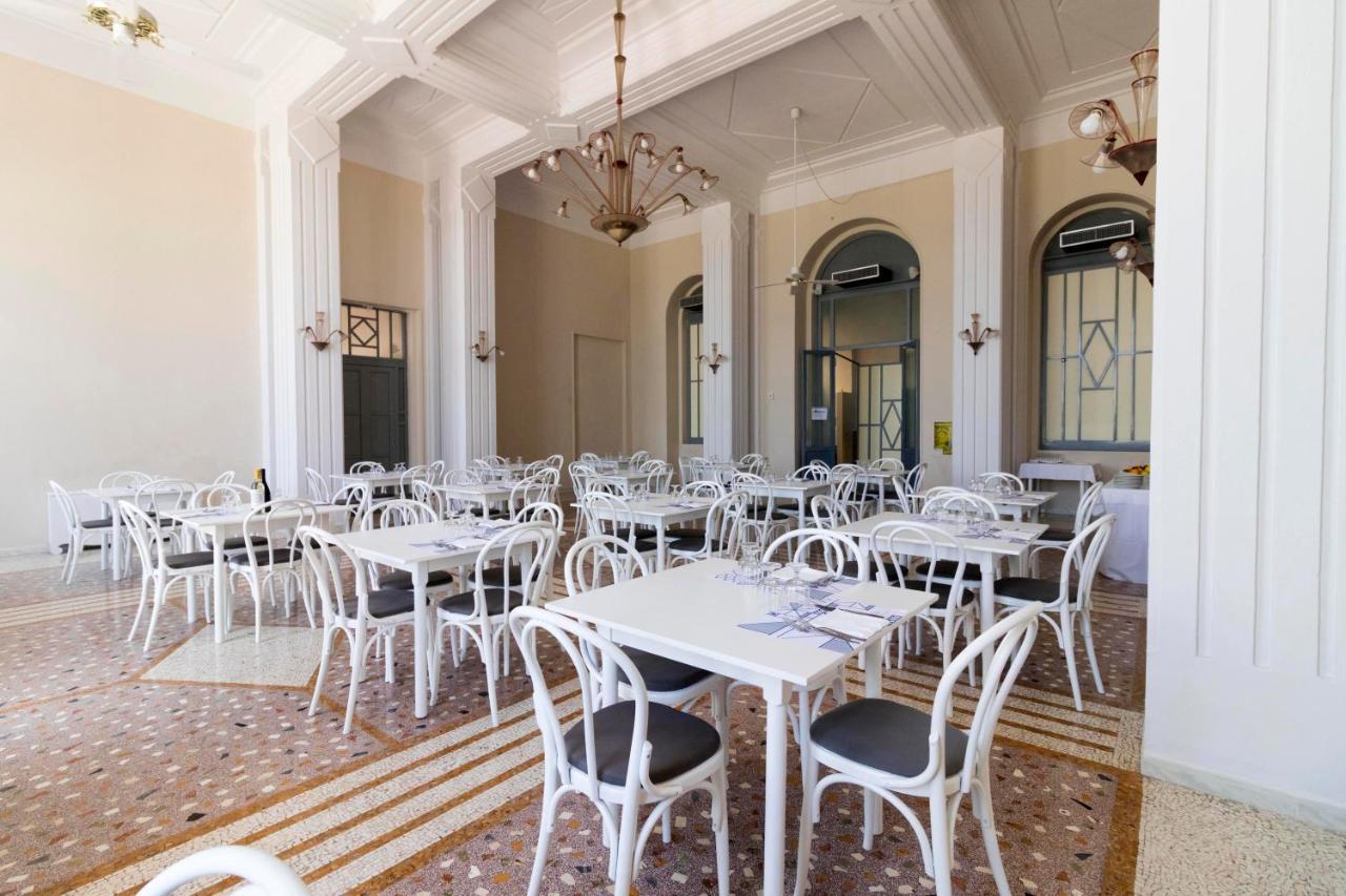 Albergo Palazzo Santa Cesarea Terme Bagian luar foto