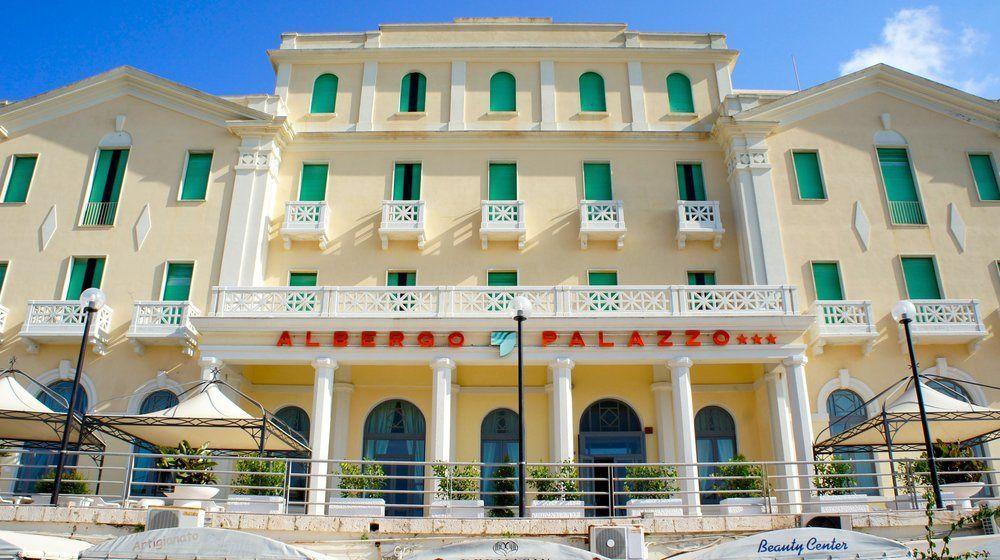 Albergo Palazzo Santa Cesarea Terme Bagian luar foto