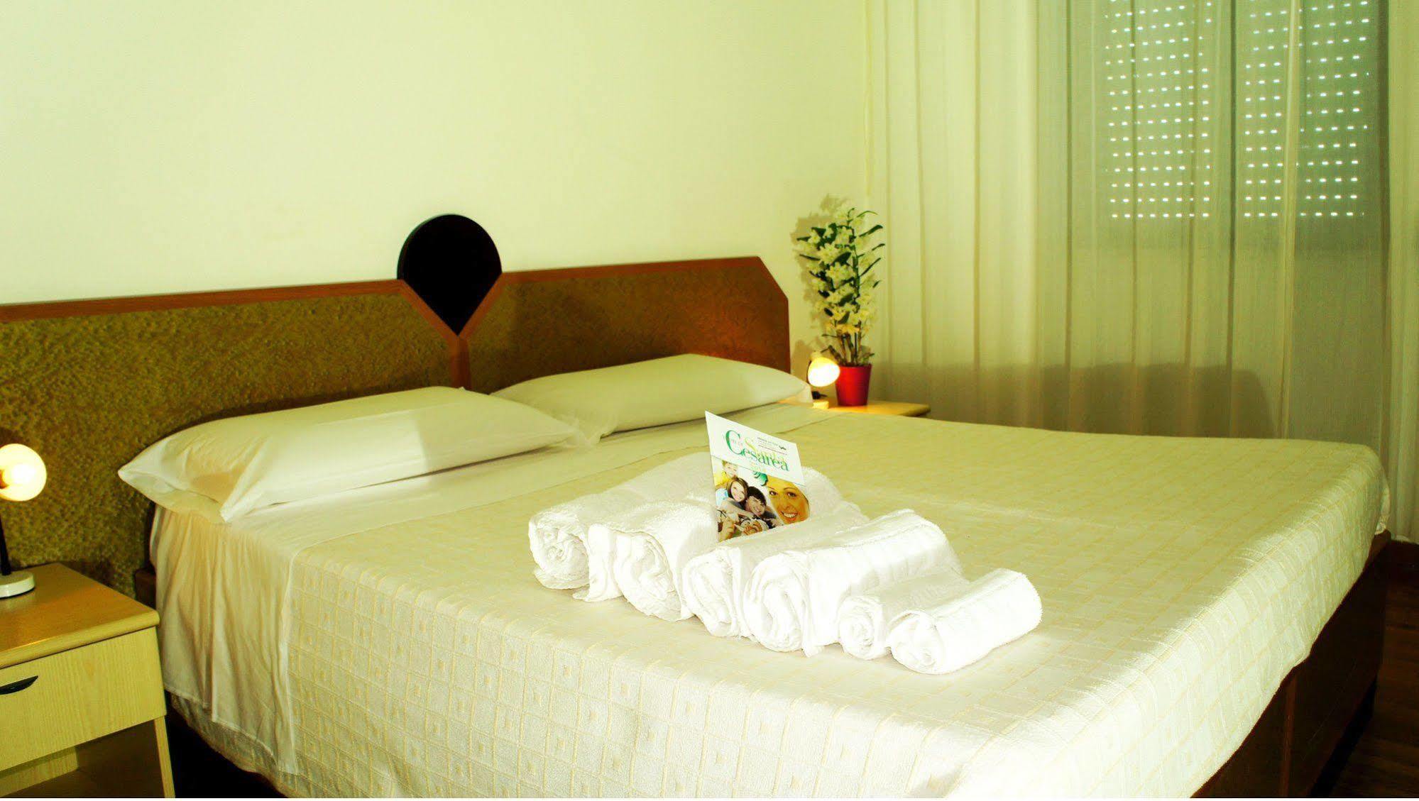 Albergo Palazzo Santa Cesarea Terme Bagian luar foto