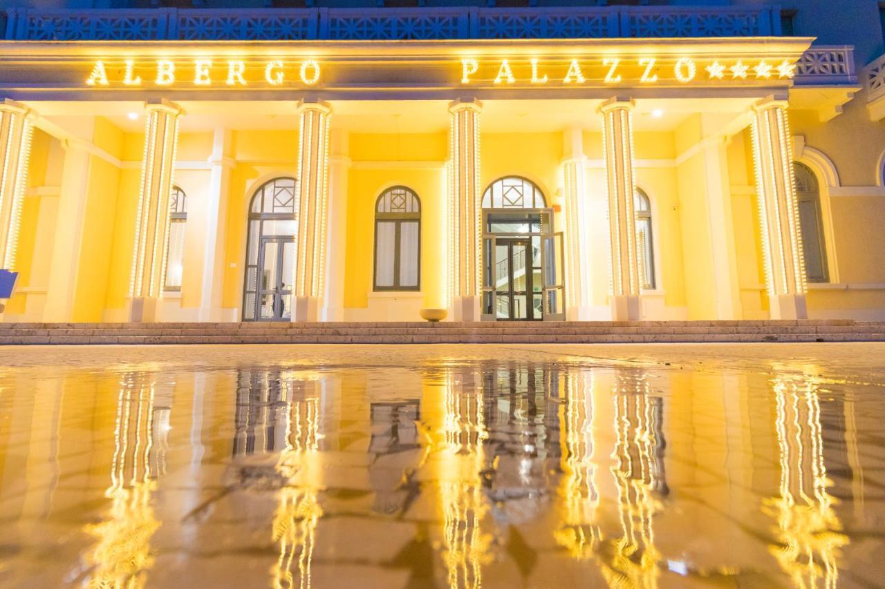 Albergo Palazzo Santa Cesarea Terme Bagian luar foto