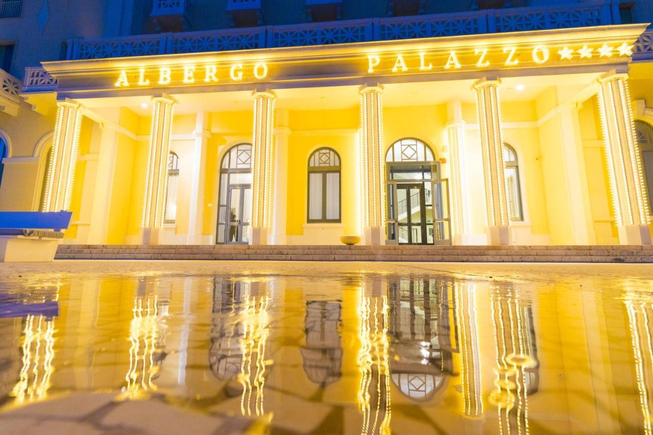 Albergo Palazzo Santa Cesarea Terme Bagian luar foto