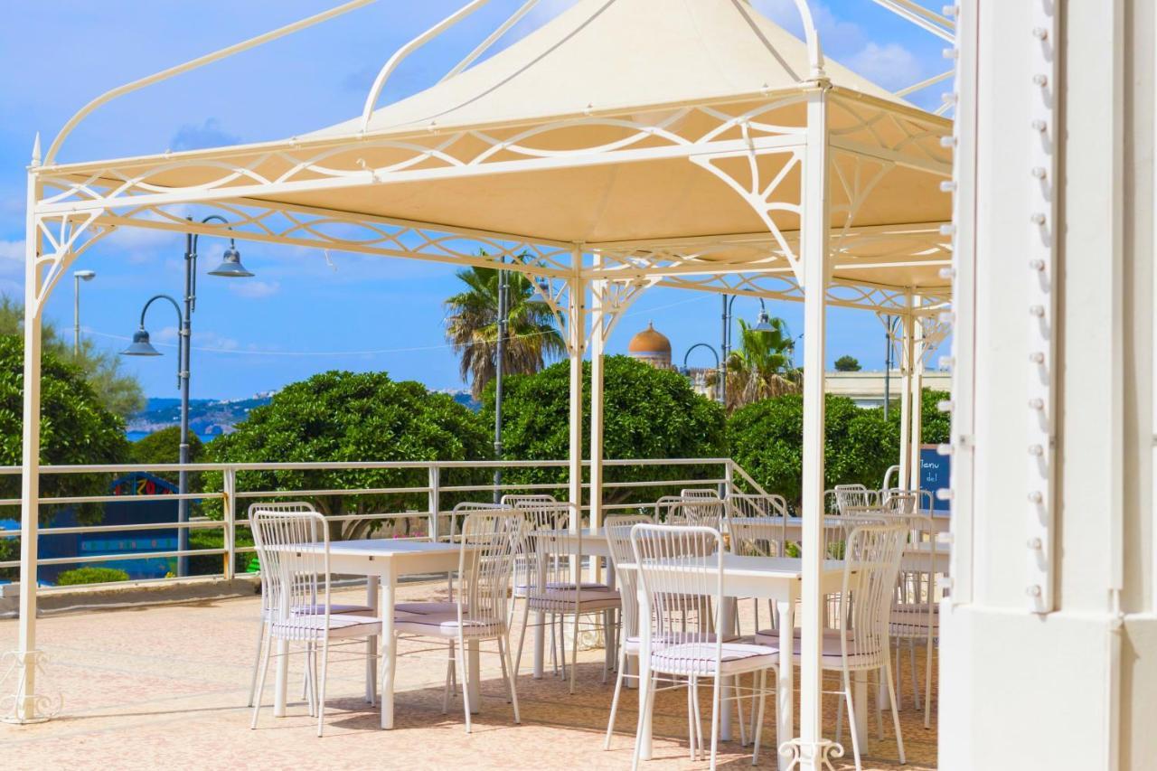 Albergo Palazzo Santa Cesarea Terme Bagian luar foto