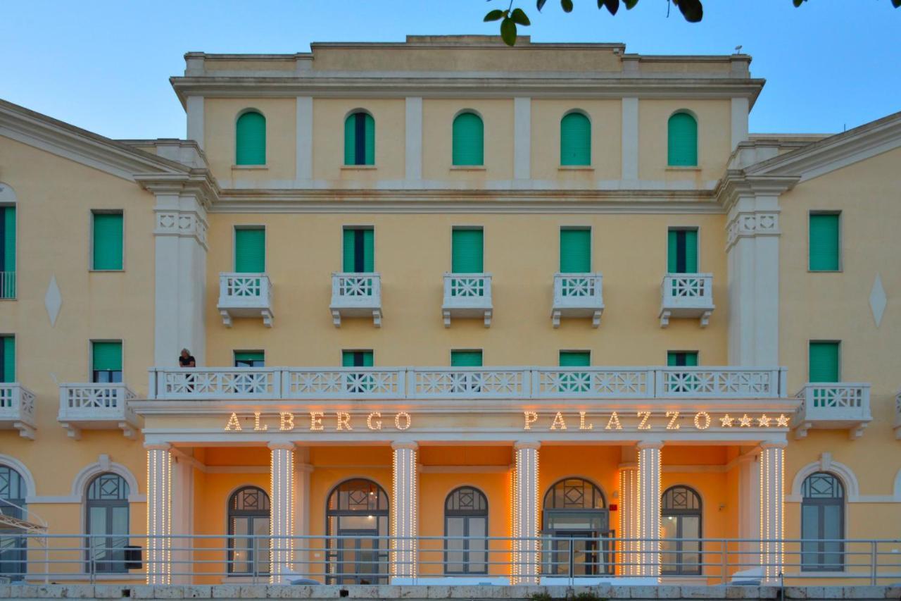 Albergo Palazzo Santa Cesarea Terme Bagian luar foto