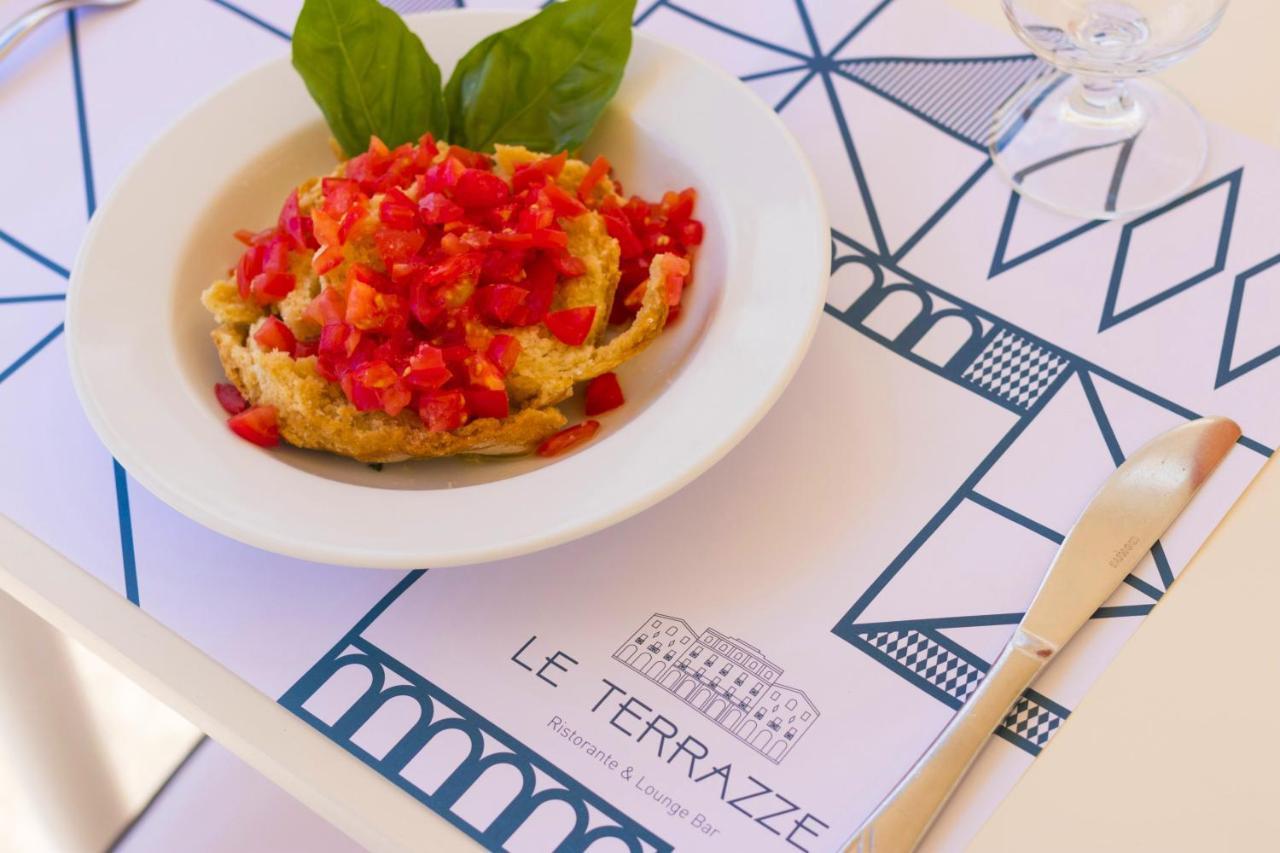 Albergo Palazzo Santa Cesarea Terme Bagian luar foto