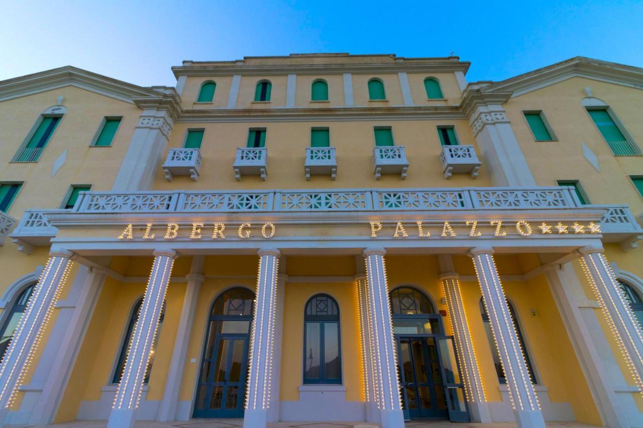 Albergo Palazzo Santa Cesarea Terme Bagian luar foto
