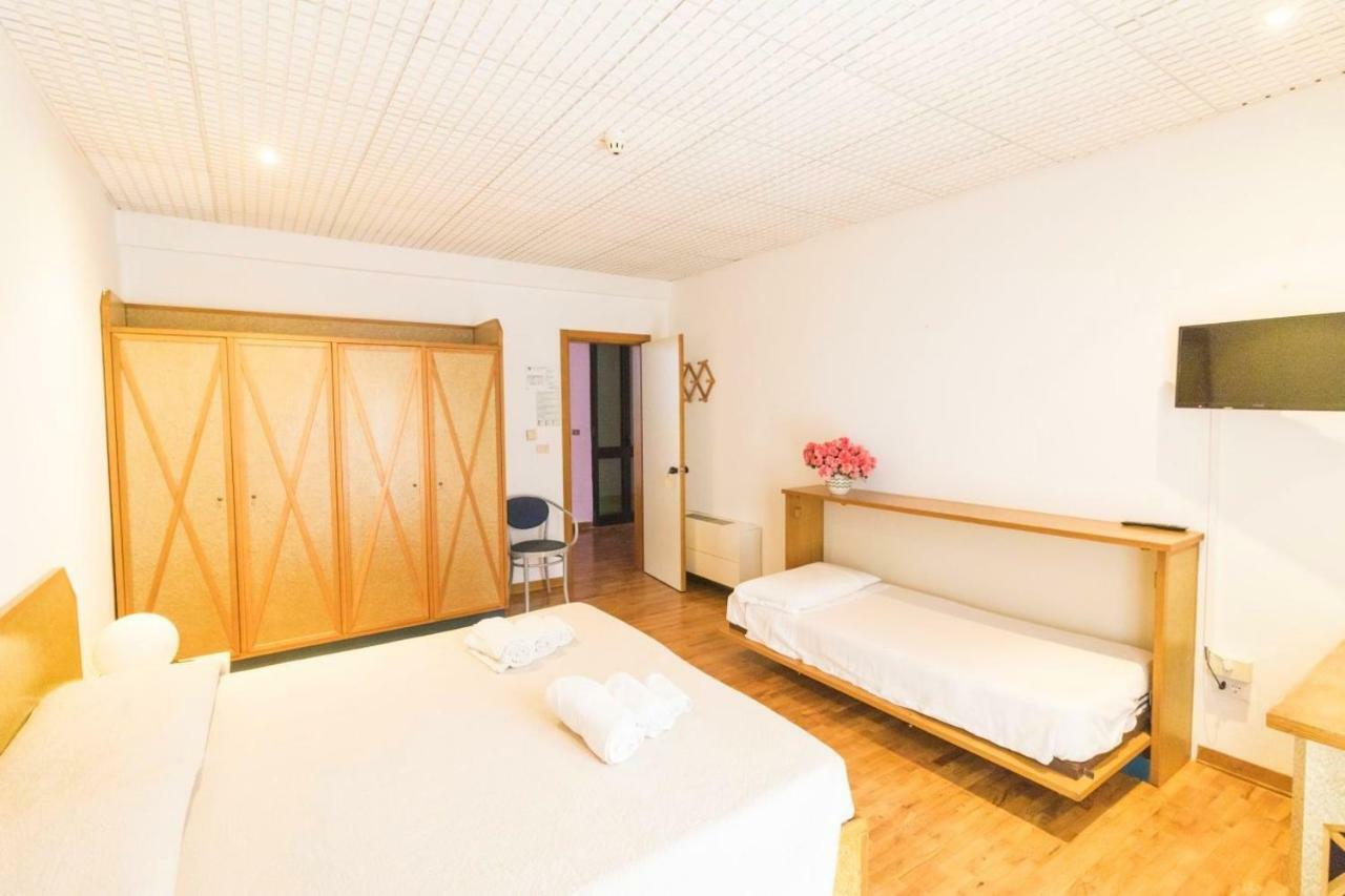 Albergo Palazzo Santa Cesarea Terme Bagian luar foto